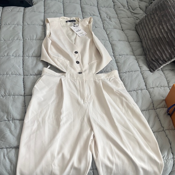 Zara Pants - Zara Cream Sleeveless Jumpsuit